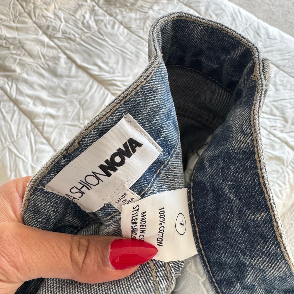 High Rise Denim Jeans - Picture 3 of 3